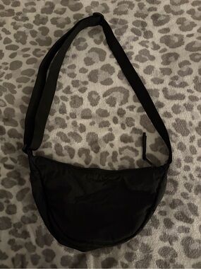 GAP Black Crossbody Shoulder Bag